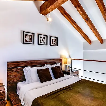 Cozy For 4 With A Mezzanine Διαμέρισμα